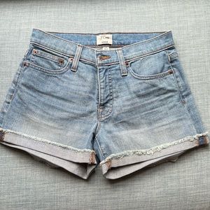 NWT J. Crew Light Wash Mid-Rise Denim Shorts - SZ 25 👖